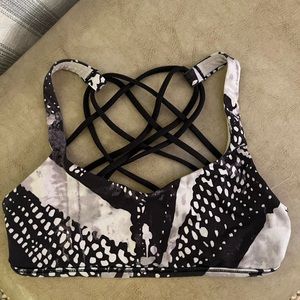 Lululemon free to be bra sz. 2